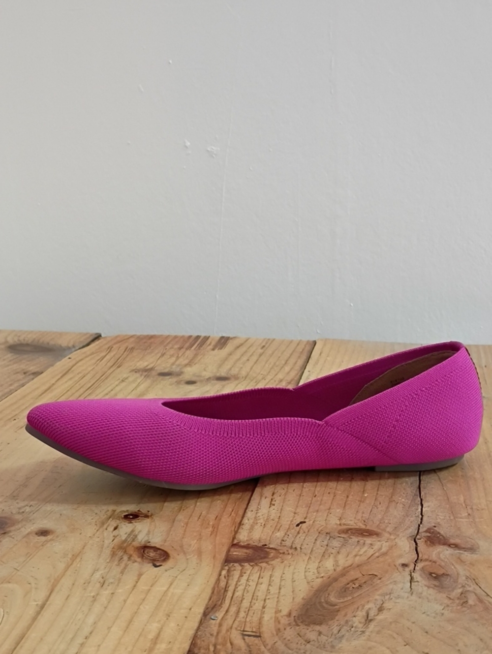 Cynthia Rowley Pink Pointed Toe Chelsea Flat Shoes Size 9M - Picture 9 of 11